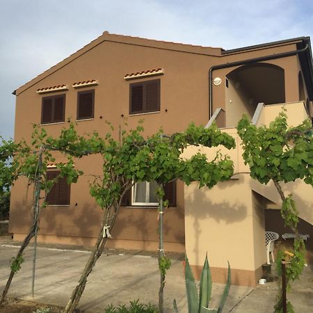 Apartments Anka Nin Zewnętrze zdjęcie